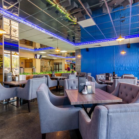 Фото ресторану / бару готелю Alliance City Готель Турист Київ