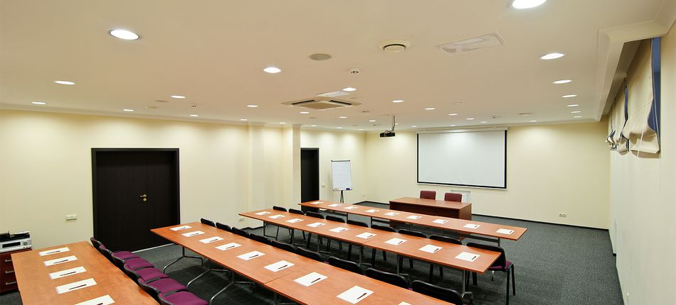 Конференц-сервіс: Троїцька